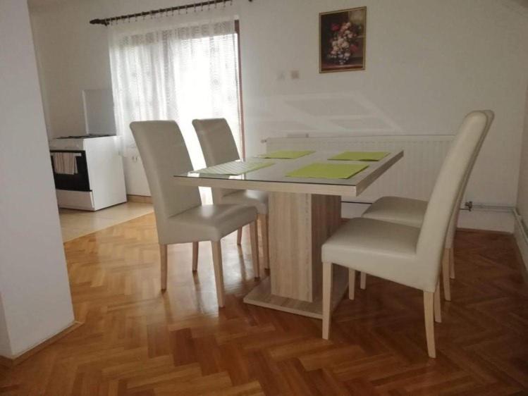 Apartman Nika 오토칵 외부 사진